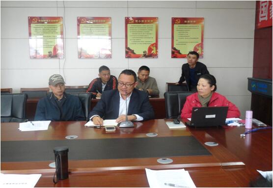 保山移动综合部副总杨涛在培训中宣贯省移动对车辆治理的有关要求事项。